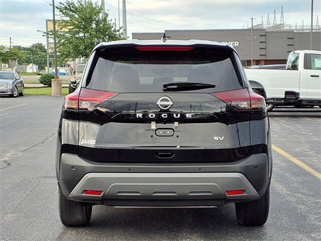 2023 Nissan Rogue SV