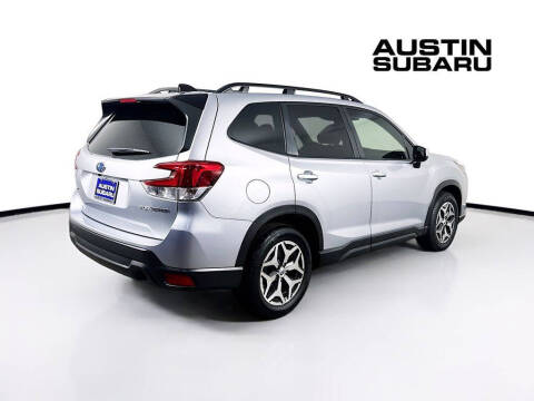 2024 Subaru Forester Premium