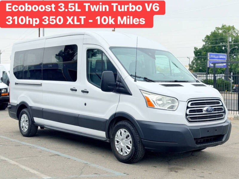 2016 Ford Transit XLT's photo