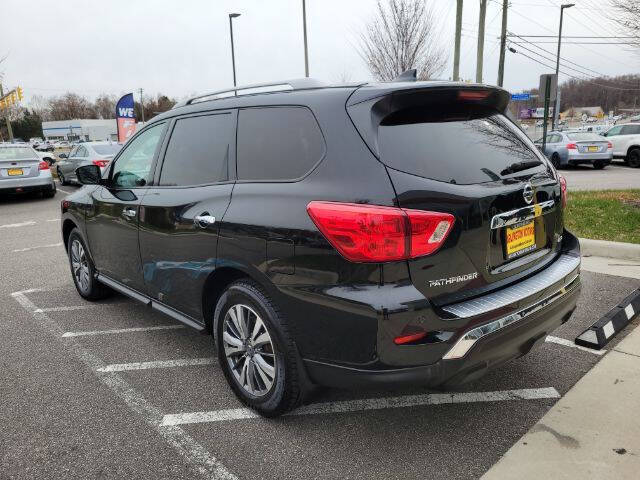 2020 Nissan Pathfinder S