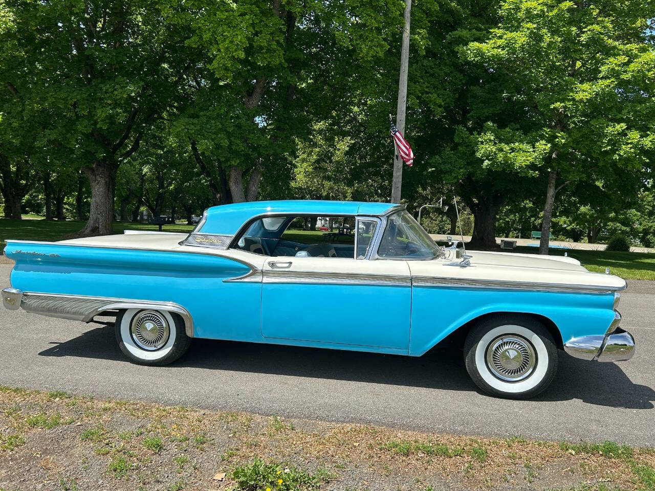 1959 Ford Fairlane 34