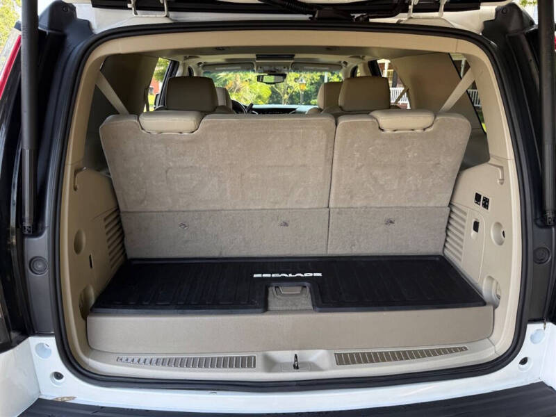2016 Cadillac Escalade Premium Collection