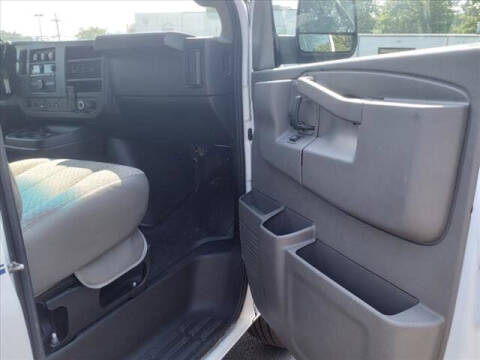 2022 Chevrolet Express 2500