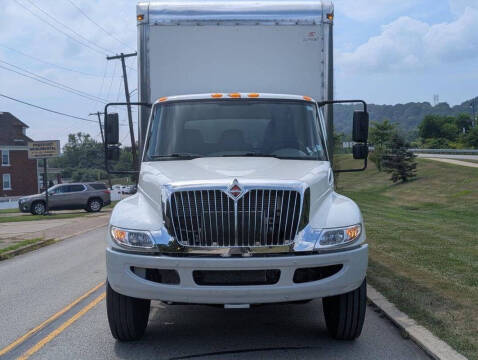 2018 International DuraStar 4300