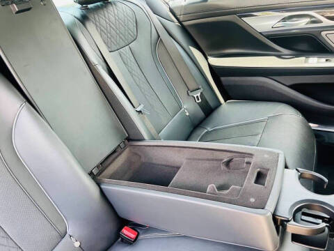 2017 BMW 7 Series 740i