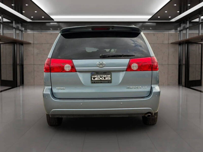2006 Toyota Sienna