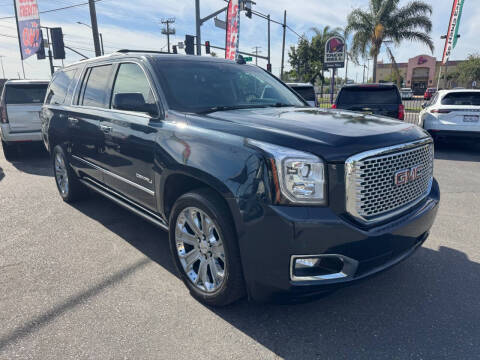 2017 GMC Yukon XL Denali