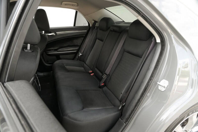 2019 Chrysler 300 Limited