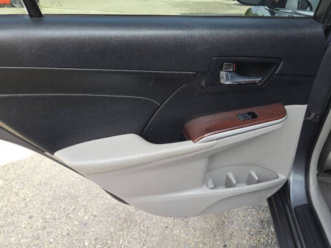 2014 Toyota Camry XLE V6