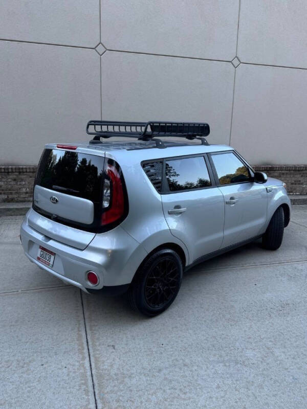 2018 Kia Soul +