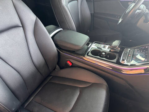 2021 Audi Q8 quattro Premium Plus 55 TFSI