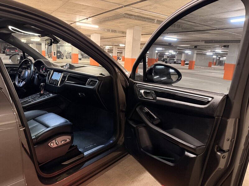 2016 Porsche Macan S