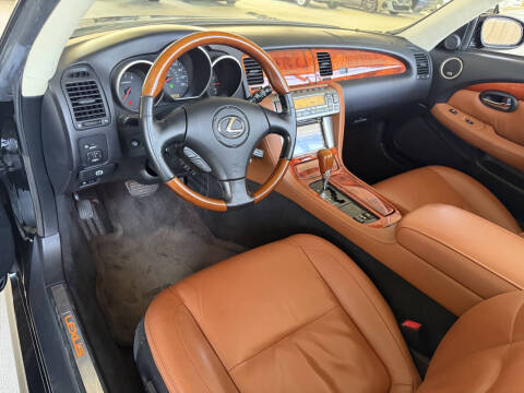2005 Lexus SC 430