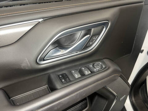 2021 GMC Yukon XL AT4