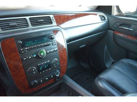 2014 Chevrolet Suburban LT