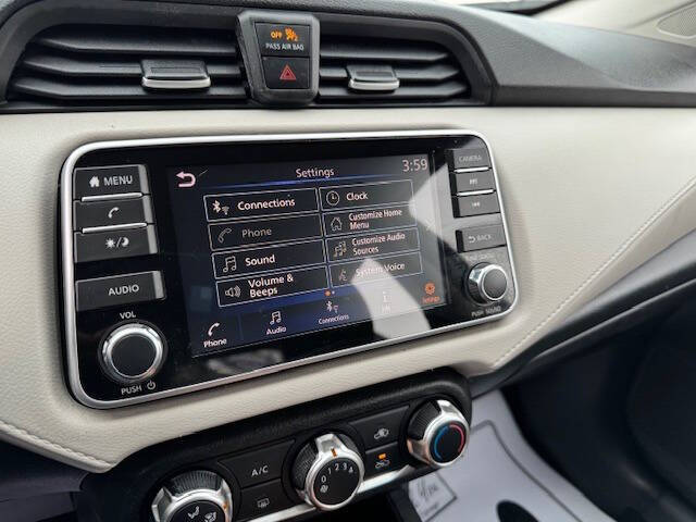 2021 Nissan Versa SV