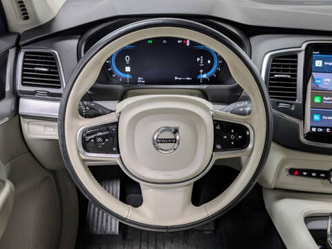 2023 Volvo XC90 B5 Core