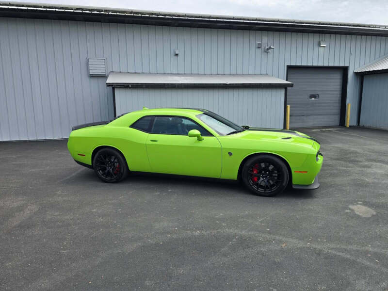 2015 Dodge Challenger SRT Hellcat