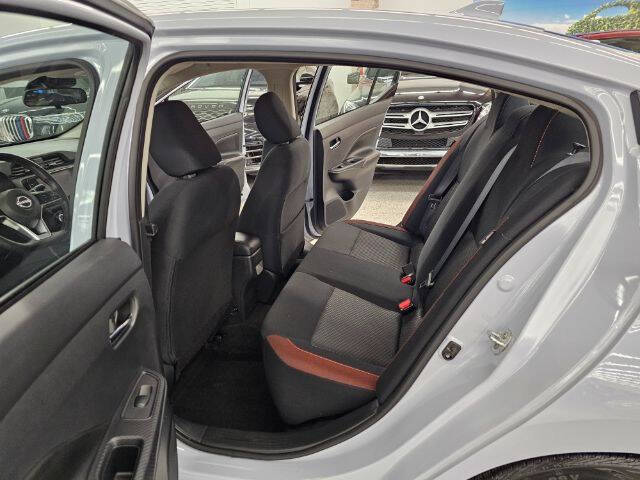 2023 Nissan Versa SR