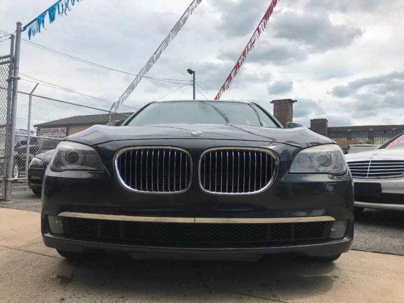 2011 BMW 7 Series 750Li xDrive