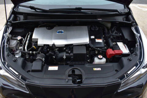 2022 Toyota Prius LE