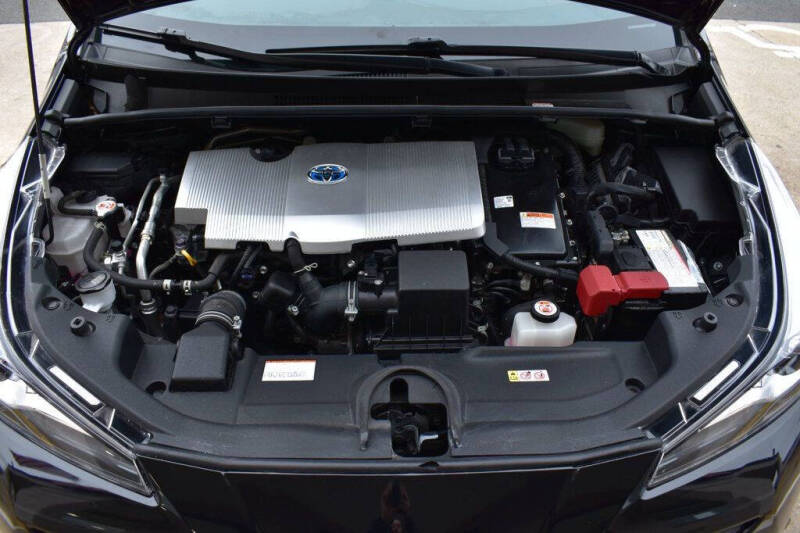 2022 Toyota Prius LE