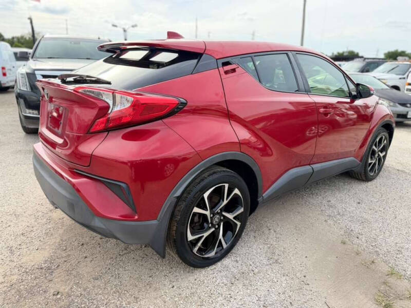 2020 Toyota C-HR LE