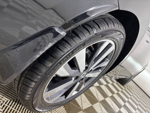 2021 Nissan Versa SR