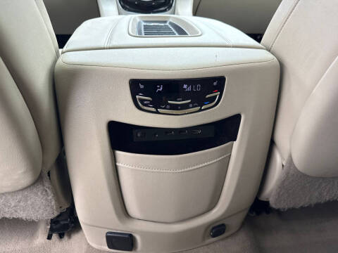 2018 Cadillac Escalade Luxury
