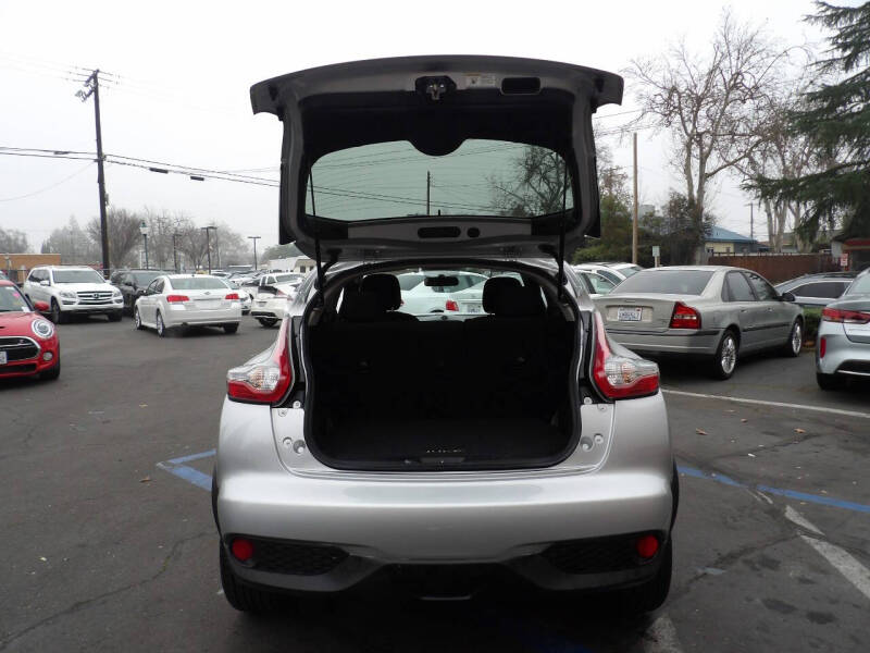 2016 Nissan JUKE S