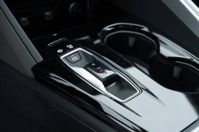 2025 Audi Q5 quattro Premium Plus TFSI