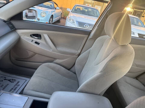 2009 Toyota Camry LE