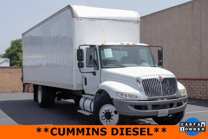 2018 International DuraStar 4300