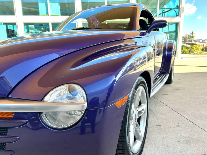 2004 Chevrolet SSR LS