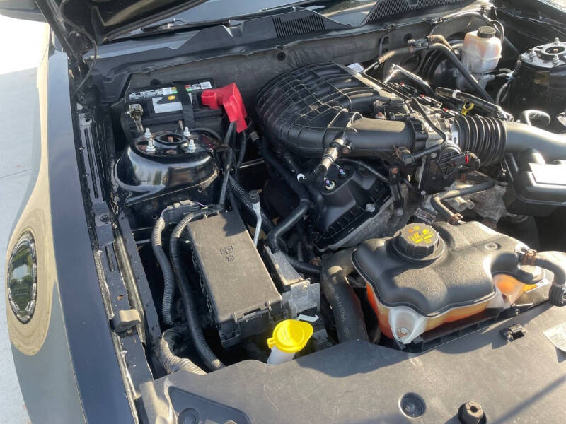 2012 Ford Mustang V6 Premium