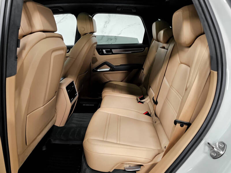 2020 Porsche Cayenne Turbo