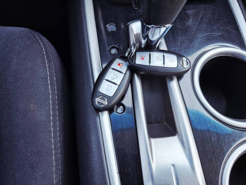 2013 Nissan Pathfinder SV