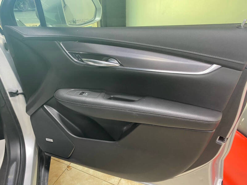 2020 Cadillac XT5 Luxury