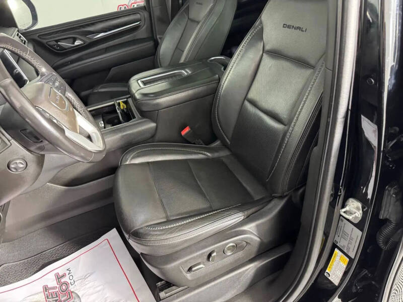 2021 GMC Yukon XL Denali