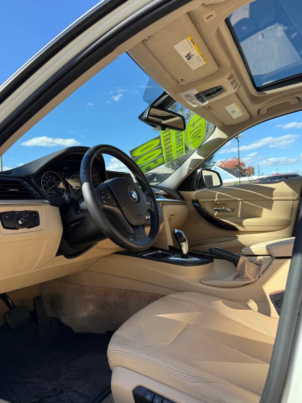 2014 BMW 3 Series 320i