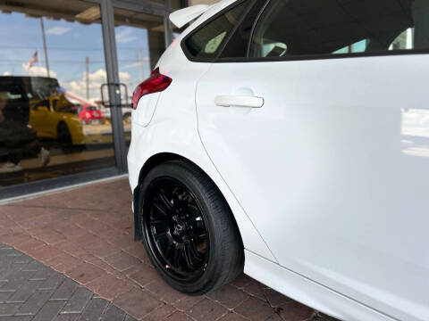 2017 Ford Focus ST
