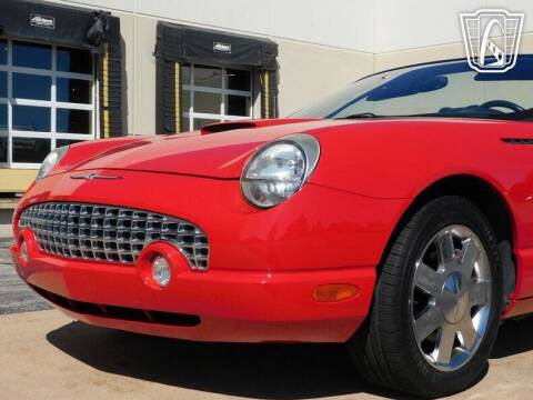 2002 Ford Thunderbird Deluxe