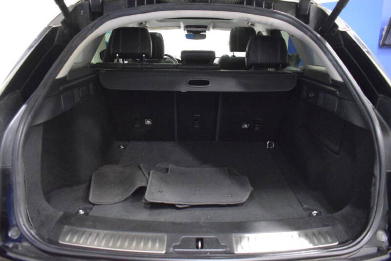 2019 Land Rover Range Rover Velar P250 S