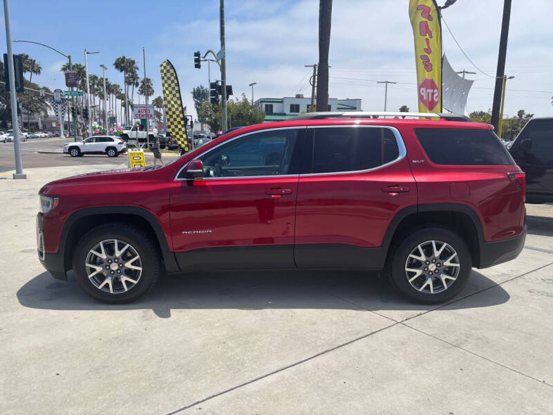 2023 GMC Acadia SLT