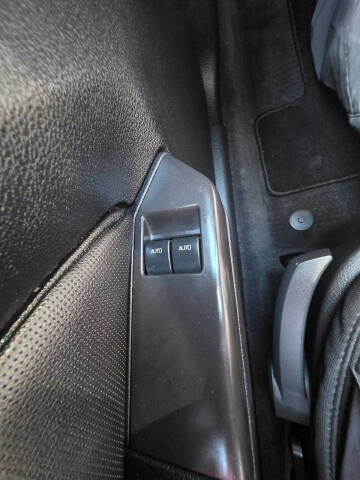 2011 Ford Mustang V6