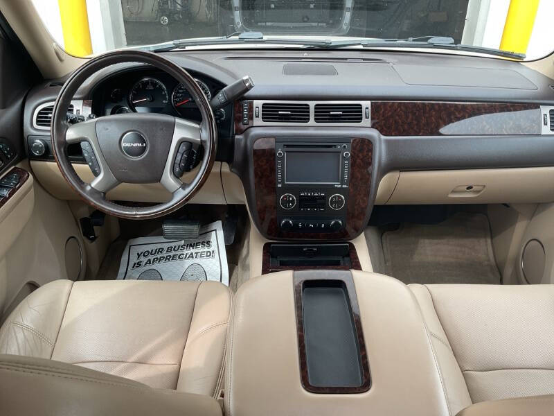2012 GMC Yukon Denali