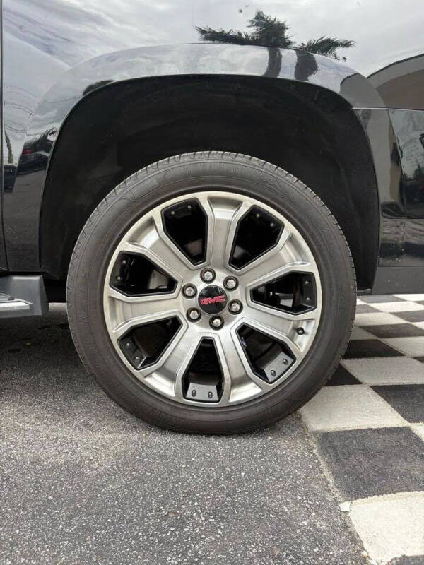 2019 GMC Yukon XL SLE