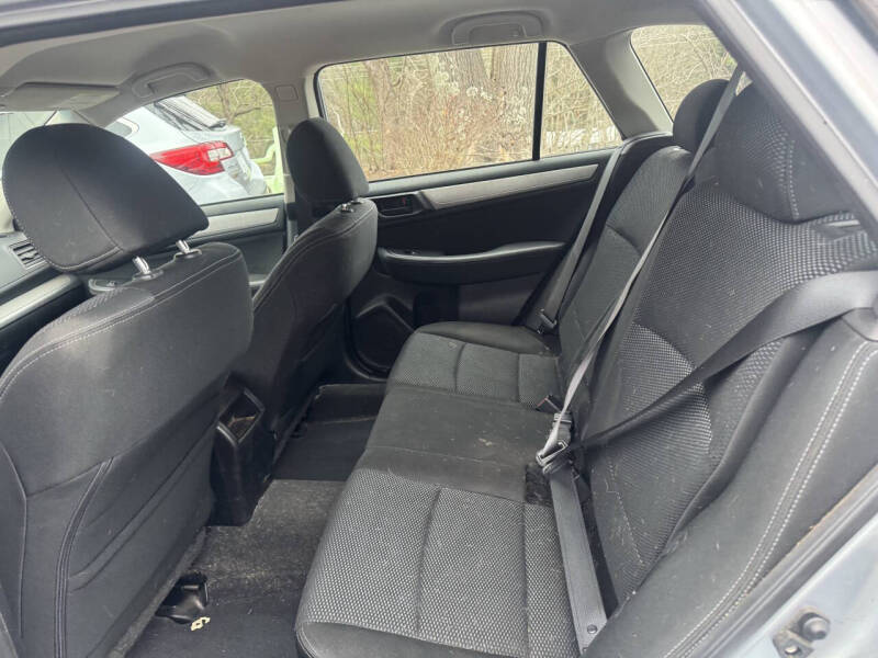 2019 Subaru Outback 2.5i