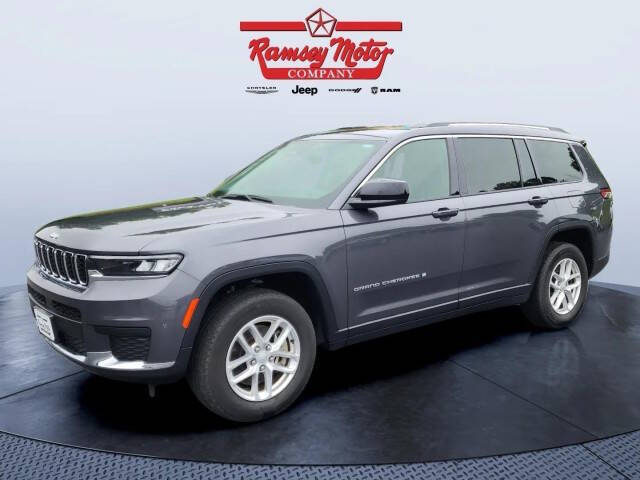2023 Jeep Grand Cherokee L Laredo's photo