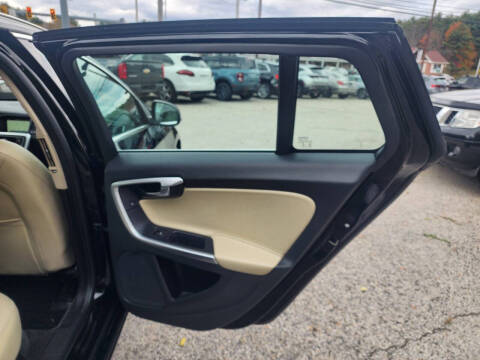 2017 Volvo V60 T5 Premier